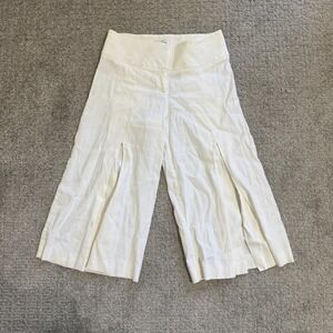 Y2K Bebe White Wide Leg Culottes Bermuda Shorts Low Rise Mallcore Mcbling Size 0